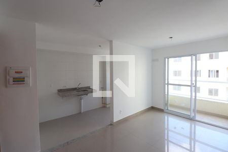 Sala de apartamento para alugar com 2 quartos, 50m² em Colubande, São Gonçalo