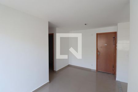 Sala de apartamento para alugar com 2 quartos, 50m² em Colubande, São Gonçalo