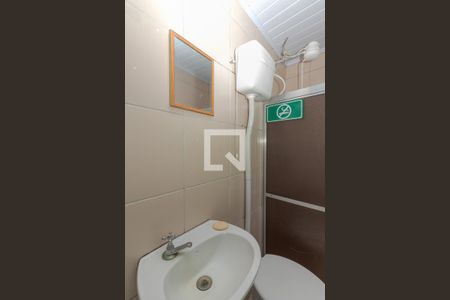 Casa à venda com 52m², 1 quarto e sem vaga Casa à venda com 52m², 1 quarto e sem vagaBanheiro