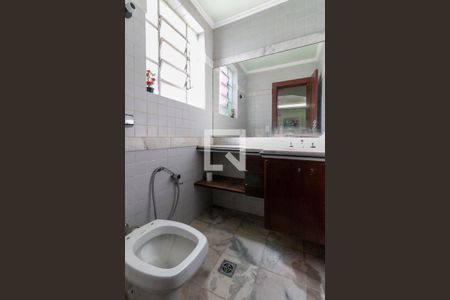 Lavabo de casa para alugar com 3 quartos, 400m² em Itapoã, Belo Horizonte