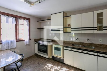 Cozinha de casa para alugar com 3 quartos, 400m² em Itapoã, Belo Horizonte