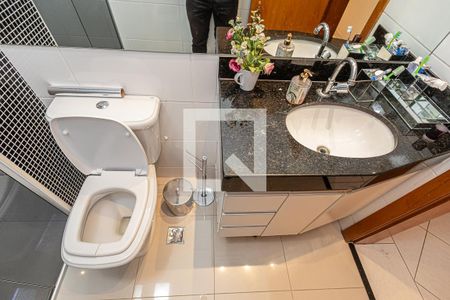 Apartamento para alugar com 72m², 2 quartos e 2 vagasBanheiro social