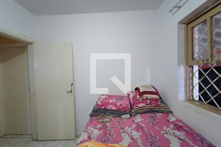 Casa à venda com 70m², 3 quartos e 5 vagasQuarto 3