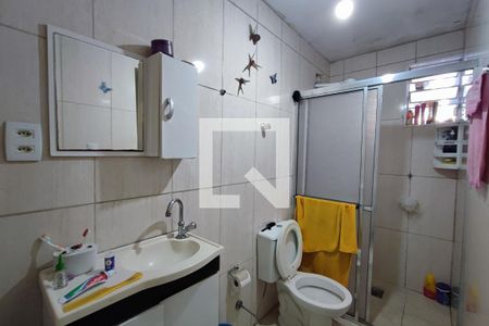 Casa à venda com 70m², 3 quartos e 5 vagasBanheiro Social