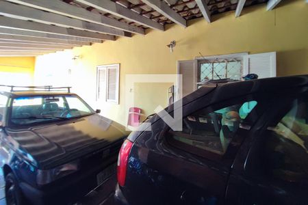 Casa à venda com 70m², 3 quartos e 5 vagasGaragem