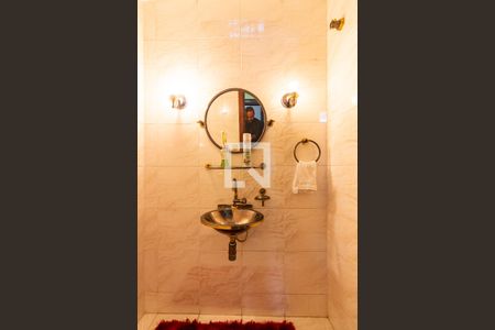 Casa à venda com 351m², 4 quartos e 3 vagasLavabo