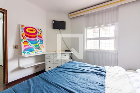 Casa à venda com 351m², 4 quartos e 3 vagasSuíte 2