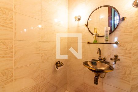 Casa à venda com 351m², 4 quartos e 3 vagasLavabo