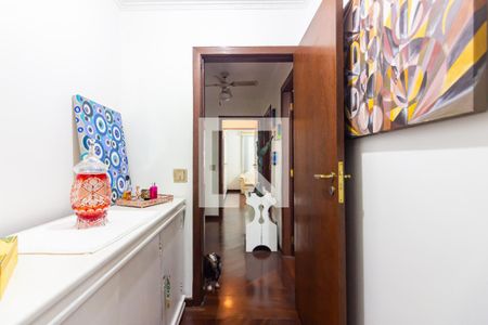 Casa à venda com 351m², 4 quartos e 3 vagasCloset