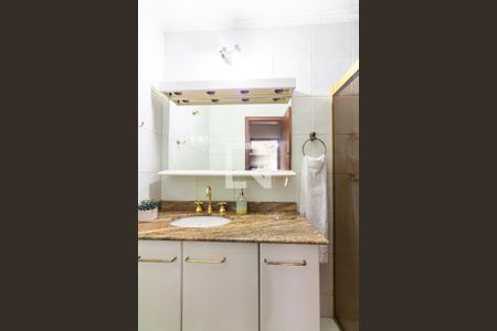 Casa à venda com 351m², 4 quartos e 3 vagasBanheiro