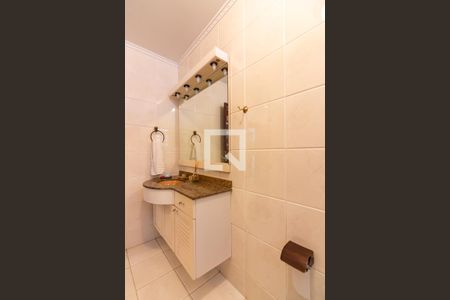 Casa à venda com 351m², 4 quartos e 3 vagasBanheiro da Suíte 1