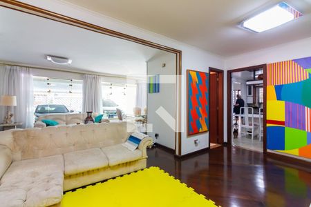 Casa à venda com 351m², 4 quartos e 3 vagasSala de Estar