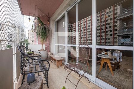 Apartamento à venda com 174m², 3 quartos e 1 vagaVaranda