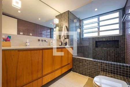 Apartamento à venda com 174m², 3 quartos e 1 vagaSuíte - Banheiro