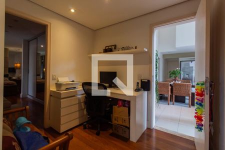 Apartamento à venda com 142m², 2 quartos e 3 vagasEscritorio