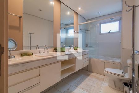 Apartamento à venda com 142m², 2 quartos e 3 vagasBanheiro do Quarto 1