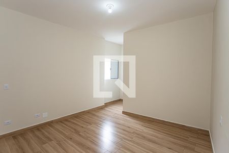 Suite de casa para alugar com 3 quartos, 110m² em Vila Ester (zona Norte), São Paulo