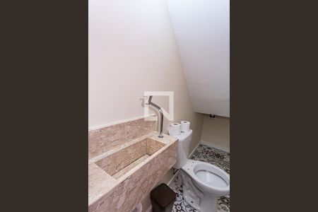 Lavabo de casa para alugar com 3 quartos, 110m² em Vila Ester (zona Norte), São Paulo