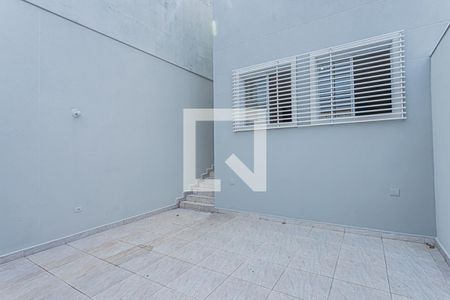 Garagem de casa para alugar com 3 quartos, 110m² em Vila Ester (zona Norte), São Paulo