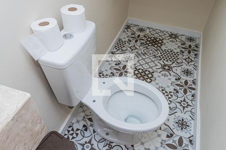 Lavabo de casa para alugar com 3 quartos, 110m² em Vila Ester (zona Norte), São Paulo