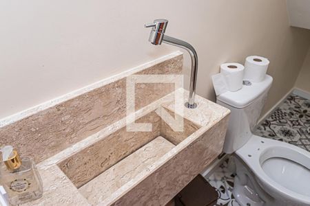 Lavabo de casa para alugar com 3 quartos, 110m² em Vila Ester (zona Norte), São Paulo