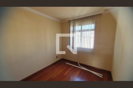 Apartamento à venda com 3 quartos, 170m² em Coração Eucarístico, Belo Horizonte