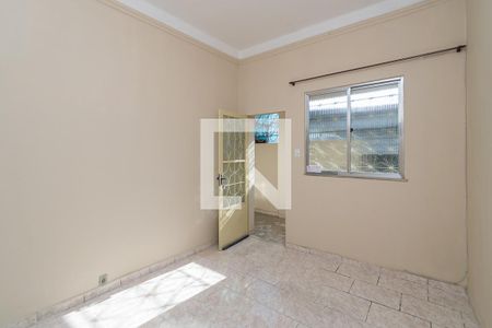 Sala de casa para alugar com 1 quarto, 60m² em Ramos, Rio de Janeiro