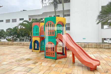 Apartamento para alugar com 65m², 2 quartos e 1 vaga Apartamento para alugar com 65m², 2 quartos e 1 vagaÁrea comum - Playground
