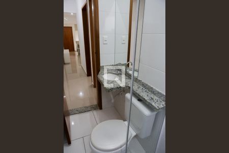 Banheiro de apartamento para alugar com 2 quartos, 55m² em Vila Marina, Santo André