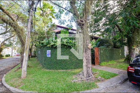 Casa para alugar com 390m², 4 quartos e 2 vagas Casa para alugar com 390m², 4 quartos e 2 vagasFachada