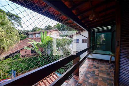 Casa para alugar com 390m², 4 quartos e 2 vagas Casa para alugar com 390m², 4 quartos e 2 vagasVaranda da suite