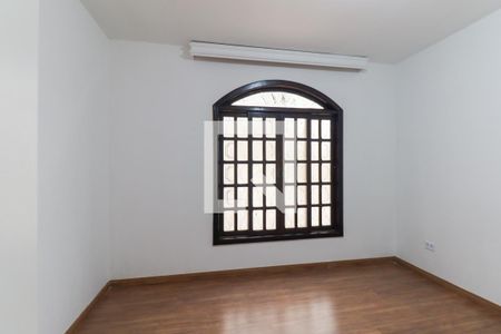 Casa à venda com 296m², 4 quartos e 4 vagasQuarto 3 