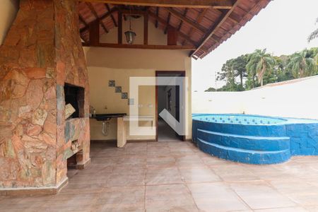 Casa à venda com 296m², 4 quartos e 4 vagasVaranda gourmet