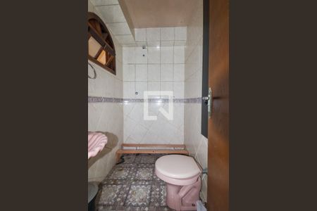 Casa à venda com 296m², 4 quartos e 4 vagasBanheiro Social 2