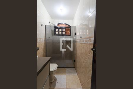 Casa à venda com 296m², 4 quartos e 4 vagasBanheiro Social