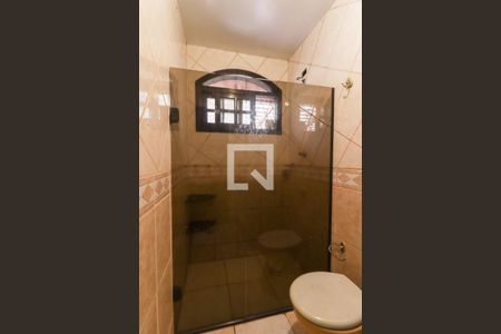 Casa à venda com 296m², 4 quartos e 4 vagasBanheiro da Suíte