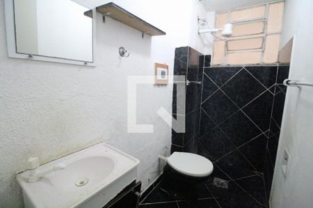 Apartamento à venda com 43m², 2 quartos e sem vagaBanheiro
