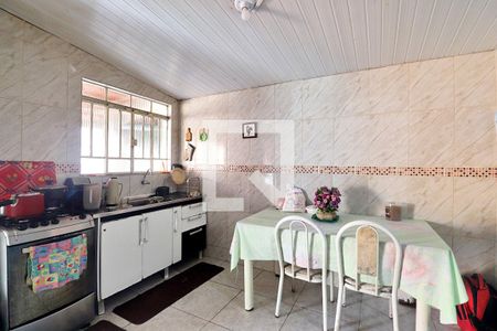 Casa à venda com 238m², 3 quartos e 3 vagasCozinha