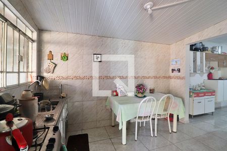 Casa à venda com 238m², 3 quartos e 3 vagasCozinha