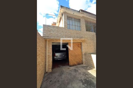 Casa à venda com 238m², 3 quartos e 3 vagasGaragem