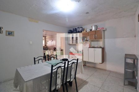 Casa à venda com 238m², 3 quartos e 3 vagasCozinha