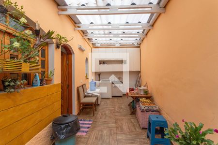 Casa à venda com 153m², 2 quartos e 4 vagas Casa à venda com 153m², 2 quartos e 4 vagasÁrea de serviço