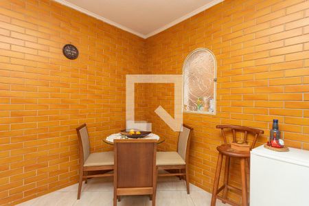 Casa à venda com 153m², 2 quartos e 4 vagas Casa à venda com 153m², 2 quartos e 4 vagasCopa