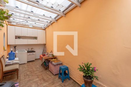 Casa à venda com 153m², 2 quartos e 4 vagas Casa à venda com 153m², 2 quartos e 4 vagasÁrea de serviço