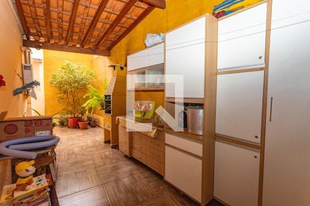 Casa à venda com 153m², 2 quartos e 4 vagas Casa à venda com 153m², 2 quartos e 4 vagasÁrea de lazer - churrasqueira