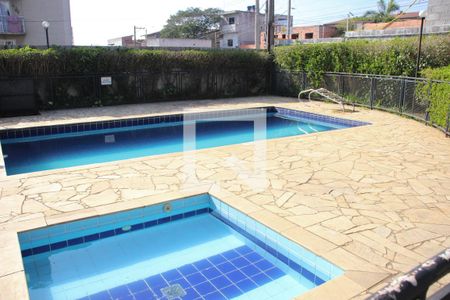 Apartamento para alugar com 72m², 3 quartos e 1 vagaÁrea comum - Piscina