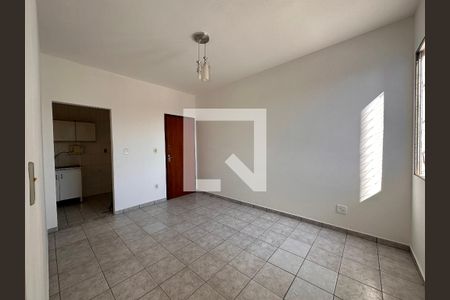 Sala de apartamento para alugar com 3 quartos, 72m² em Renascença, Belo Horizonte