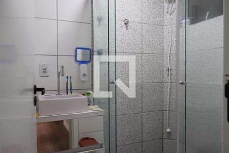 Banheiro de apartamento à venda com 2 quartos, 45m² em São João Batista, São Leopoldo