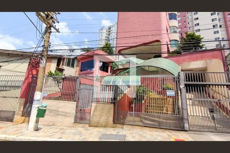 Apartamento à venda com 140m², 3 quartos e 1 vaga Apartamento à venda com 140m², 3 quartos e 1 vagaFachada e portaria