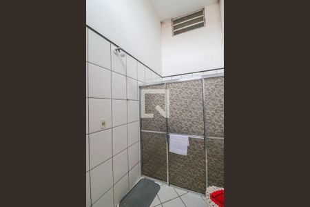 Casa à venda com 179m², 3 quartos e 3 vagasBanheiro